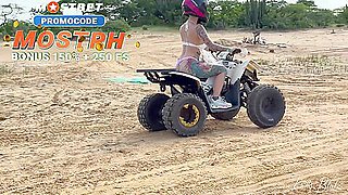 Horny Colombian Fucks The Hotel Employee