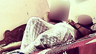 Hot Cheating Indian Housewife in Saree Blouse Having Sex with Her Lover