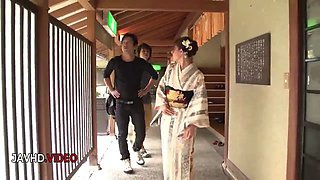 Outdoor Threesome Bliss: Aoi Mizuno's Erotic Blowjob Adventure