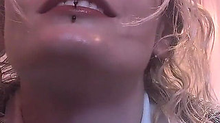 Sexy Realtor Desperate to Make the Sale