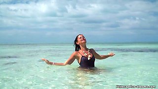 CAPRICE DIVAS – Paradise Island Caprice - Little Caprice Dreams