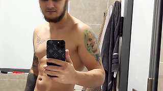 Blowjob in Shower
