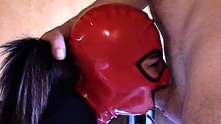 Laura On Heels: Amateur Stepsister's Wild Sofa Blowjob