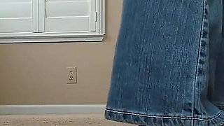 Blue Jean Wearin' MILF Jess Ryan