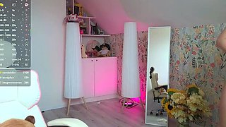 Naked Blonde Teen Girl Pussy Masturbation On Webcam