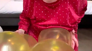 Merce Masturbates with Balloons, She's Super Horny, Look at Her Pussy
