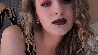 Young Amateur Girl Stripping and Masturbating Cam