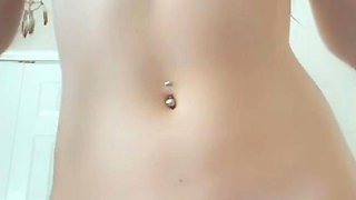 Cute amateur webcam teen girl toying pussy on webcam