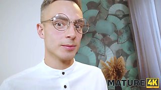 Mature4k. best lesson in passion