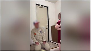 宅配便の配達員にエロい目て見つめられた変態巨乳m熟女かいきなりオーカスム潮吹き我慢てきすに下着姿て垂れ流し日本人/巨乳/美人/ハイハン/潮吹き/流出tンハ個人撮影