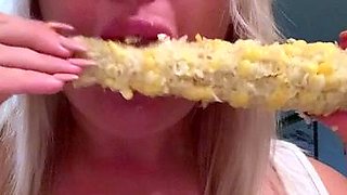 Large amateur cam woman uses two of her toys to masturbate