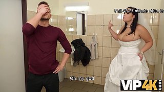 Sofia Lee cheats on her husband with a hung guy and gets her hairy pussy licked and penetrated in the WC