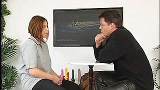 MILF gets tits sucked then she gives a hot blowjob