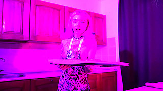 Erotic Cooking with Karneli