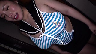 Amateur Chick Ass Shaking In Panties