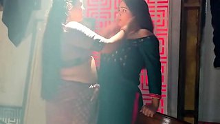 Amateur Milf Lesbian