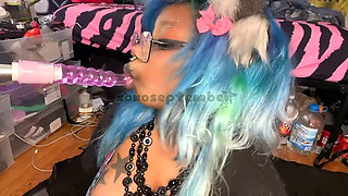 September Tries Out Her Fuck Machine