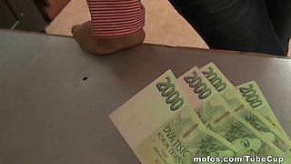 Mofos - Czech girl is paid to flash her tits at the drive through