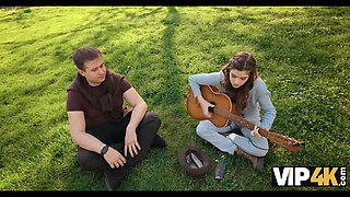 Vip4k. i enjoy to sing and blowjobs after singing