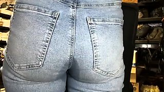 Sexy amateur blonde fingers and toys her wet pussy