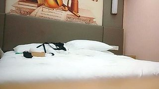 Amateur couple copulation on hidden cam