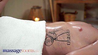 Yeri Blue and Emily Pink's oil movie by Massage Rooms