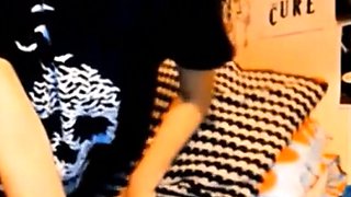 Emo Amateur Girl Masturbating on Webcam