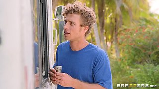 Jade Screams For Ice Cream With Michael Vegas, Jade Amber - Brazzers