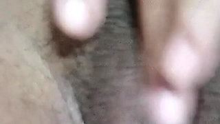 Moreninha Masturbando Gostoso