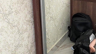 Real Treason! Married Tourist Pulled on and Fist in Hotel for Squirting