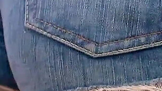 Black neighbor comes to visit and fucks the step daughter with his huge cock