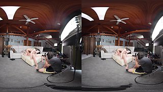 Erotic Heat With Violet Voss- Vr Bts Voyeur View