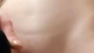 Teen Vibrates Her Pussy in the Shower