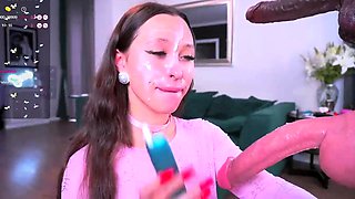 Webcam Pov Teen Dildo Blowjob/deepthroat
