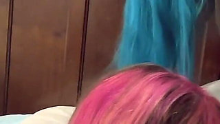 Friends Get Together to Have a Very Naughty and Tasty Threesome