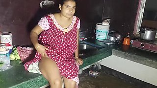 Deshi Indian Girl Deluwara Hot Kitchen Sex With Husband - Hindi Audio HD