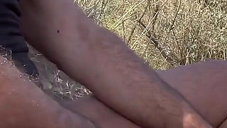 Fast Blowjob in the Beach - People Won't Stop Passing