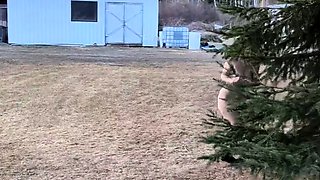 Amateur redhead Eurobabe Linda Sweet fucked in public