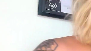 Lipstick Kisses and Blowjob Red Black Lips Deepthroat Sloppy