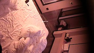 Amateur milf hidden cam
