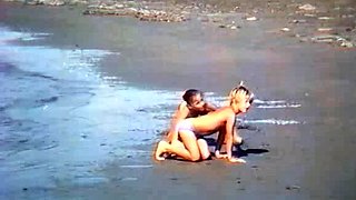 Real amateurs naked outdoor beach orgy