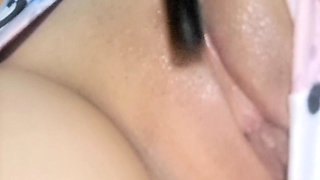 INDIA MASTURBATES AND TOUCHES HER TITS