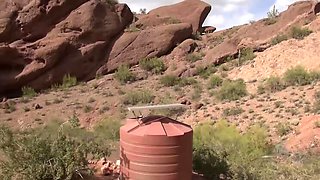 Lara Brooks' Arizona Getaway: A Big-Titted Amateur's Outdoor Adventure