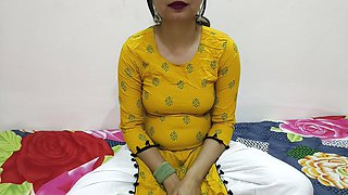 Indian Step Sister Fucked His Step Brother and Help Gift Arrange give first experience seducing in hindi