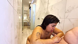 I Fucked a Big Ass in the Shower Without a Condom Lol