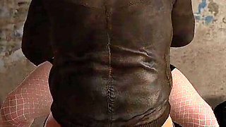 Sexy Plump Cougar to Has Sex in a Dark Ally