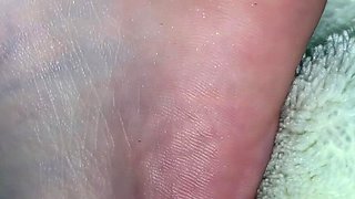 Flexible foot fetish masturbating with feet and hands