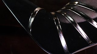 Brunette MILF Pamela Morrison Fucked After Foot Worship