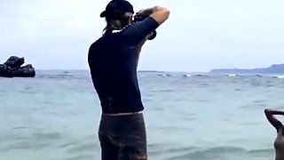 Public Flashing Of Big Natural Tits In The Moment Of Escape