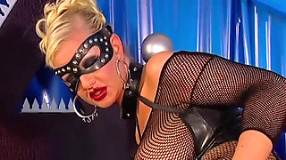 Sadomaso-klinik Extreme BDSM Session